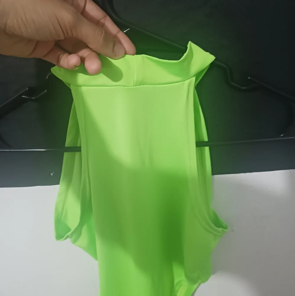 Women green neon mock neck sleveless bodysuit - Picture 6 of 11